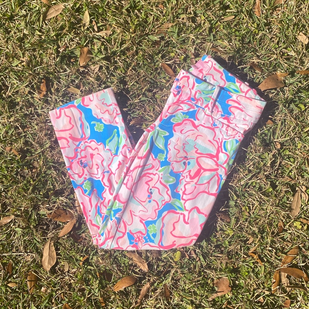 Lilly Pulitzer Lucky Charms Capri—Size 2 (US)